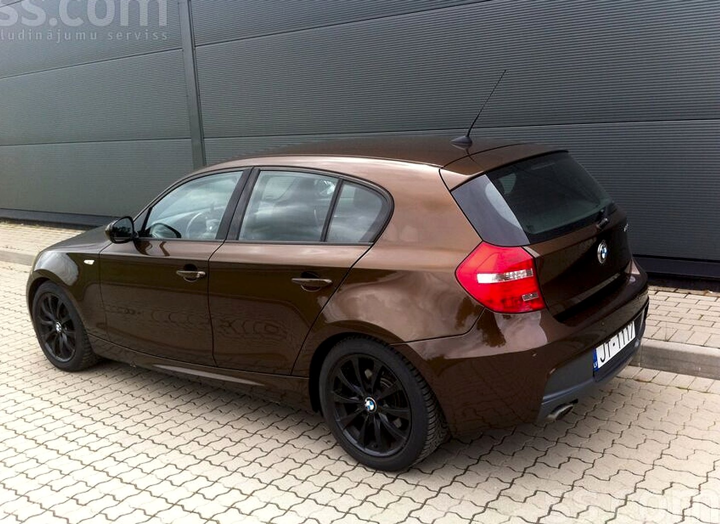 BMW 118 — foto 6