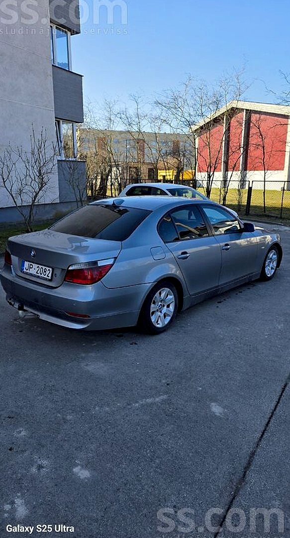 BMW 525 — foto 2
