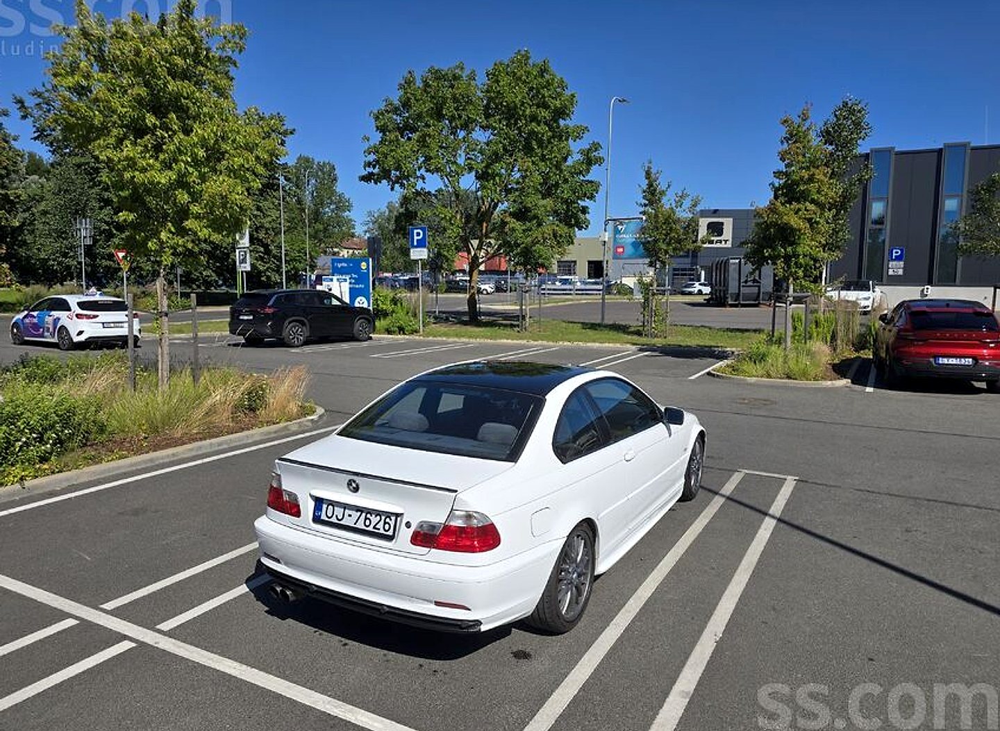 BMW 320 — foto 3