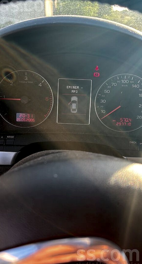 Audi A4 — foto 5