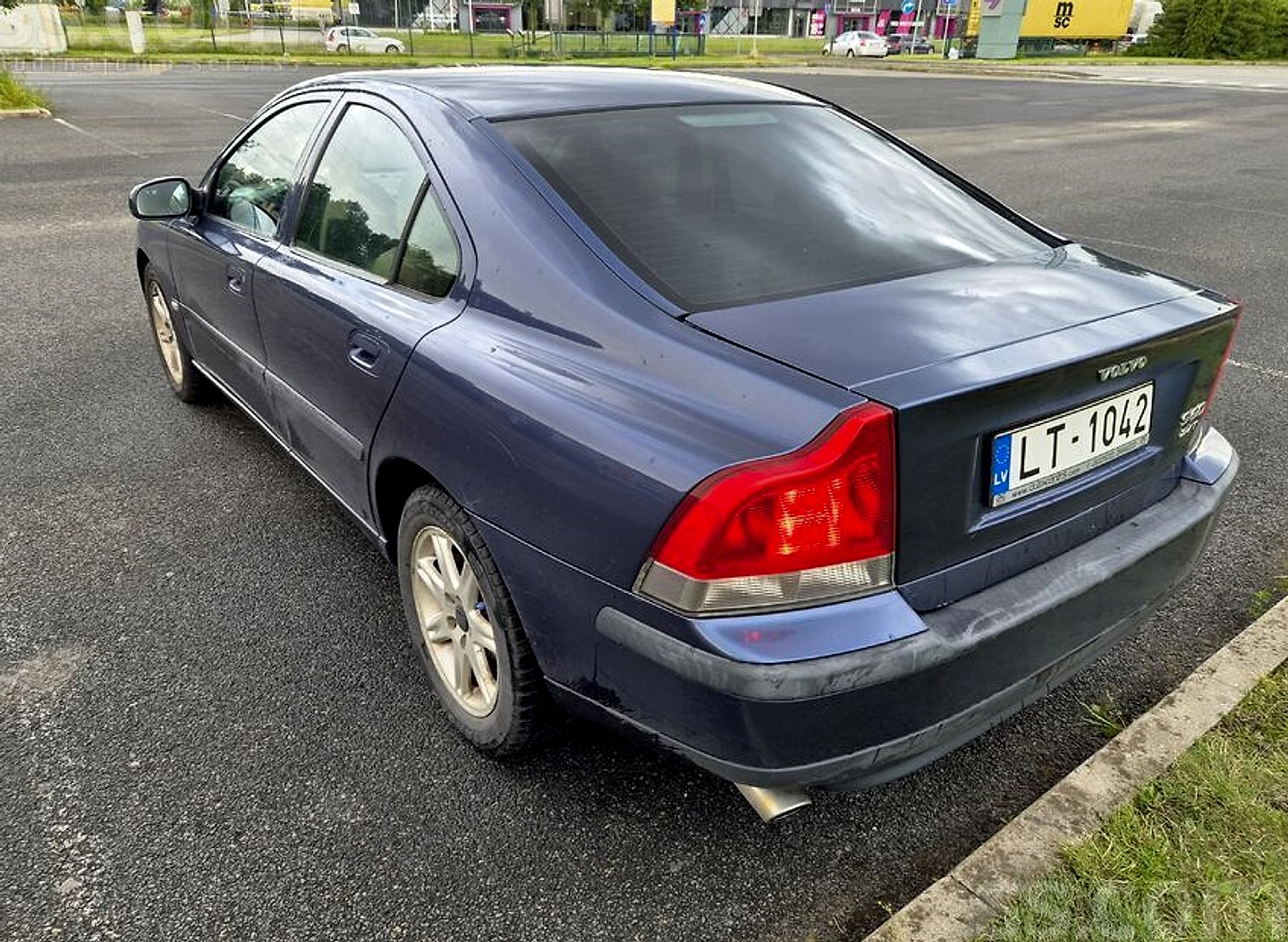 Volvo S60 — foto 3
