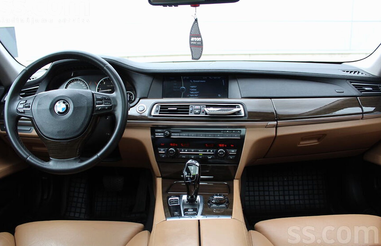 BMW 740 — foto 6