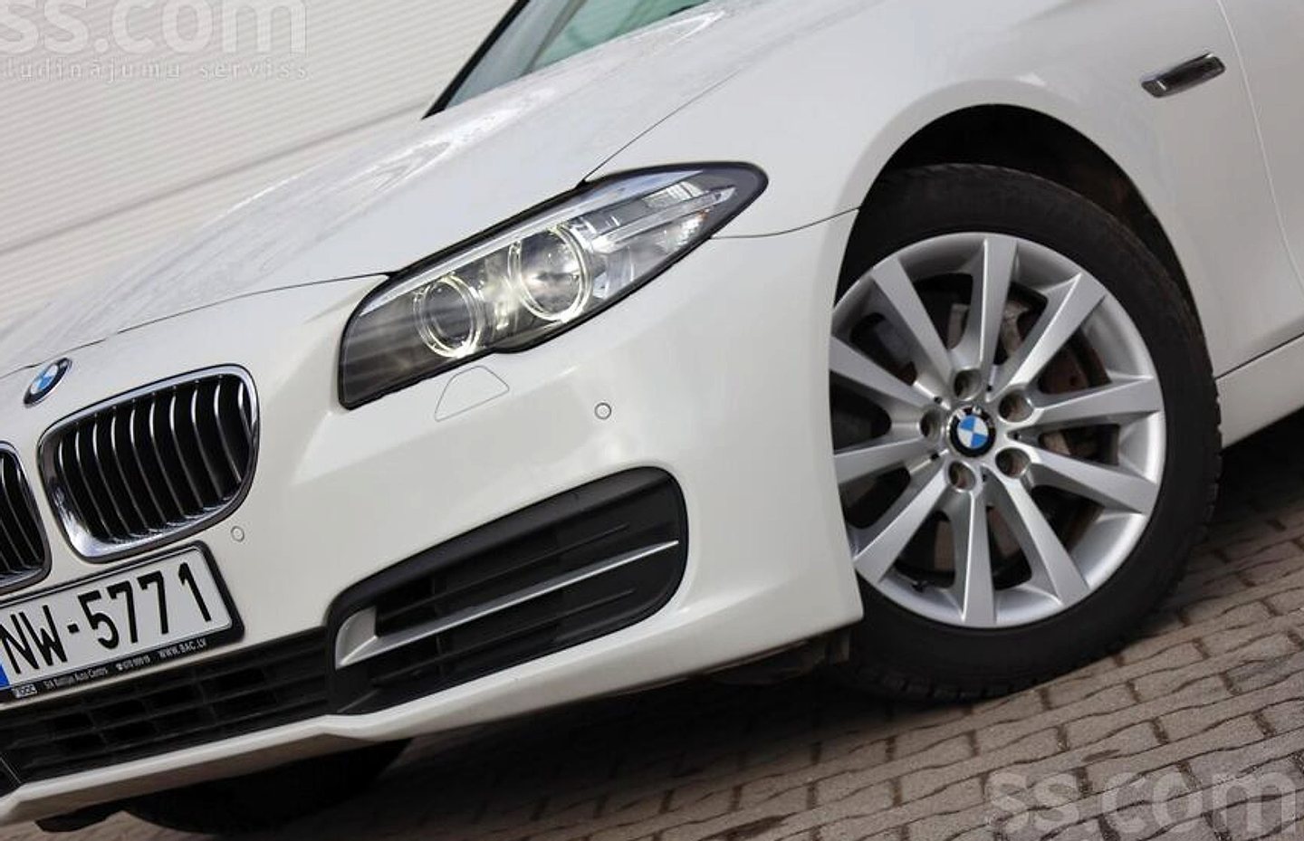 BMW 525 — foto 2