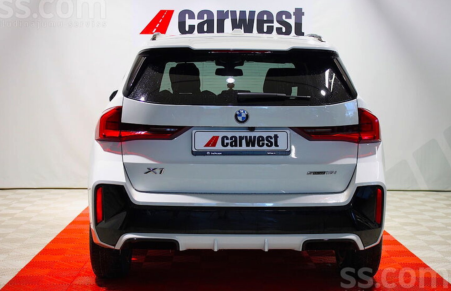 BMW X1 — foto 5