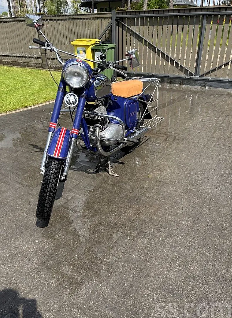 Jawa 350, 1972. gads