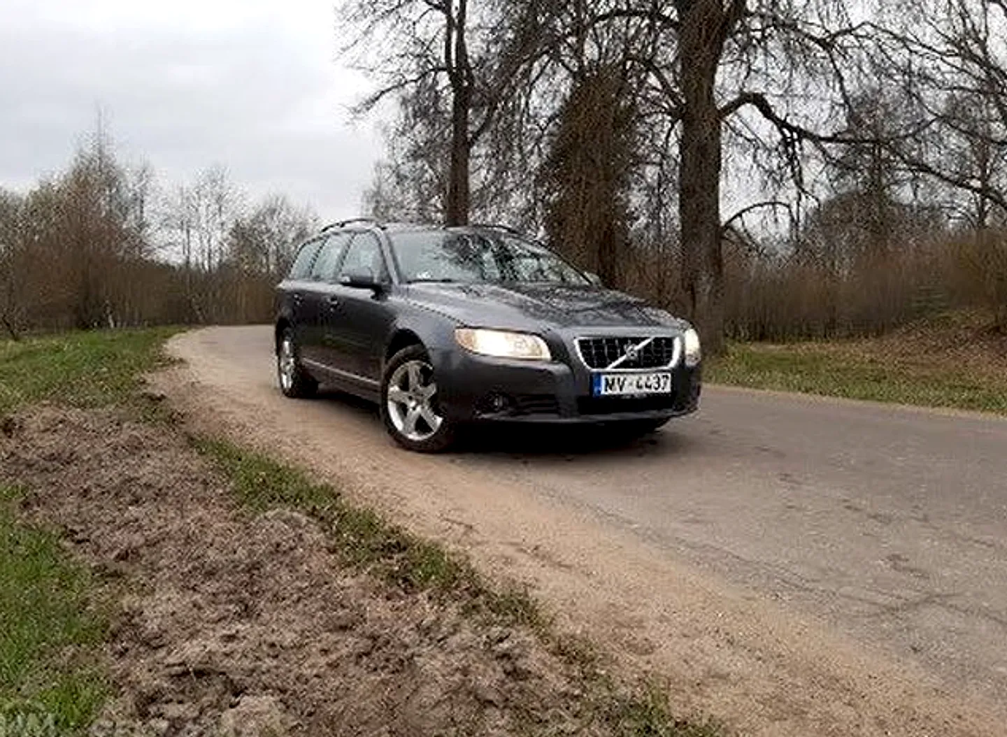 Volvo V70, 2010. gads