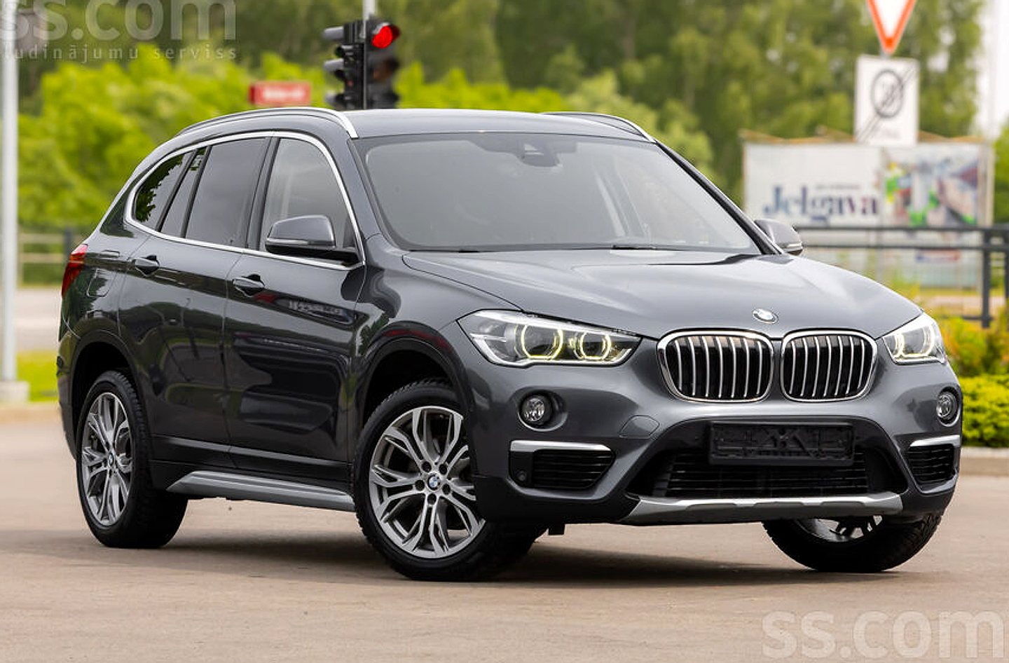 BMW X1 — foto 3
