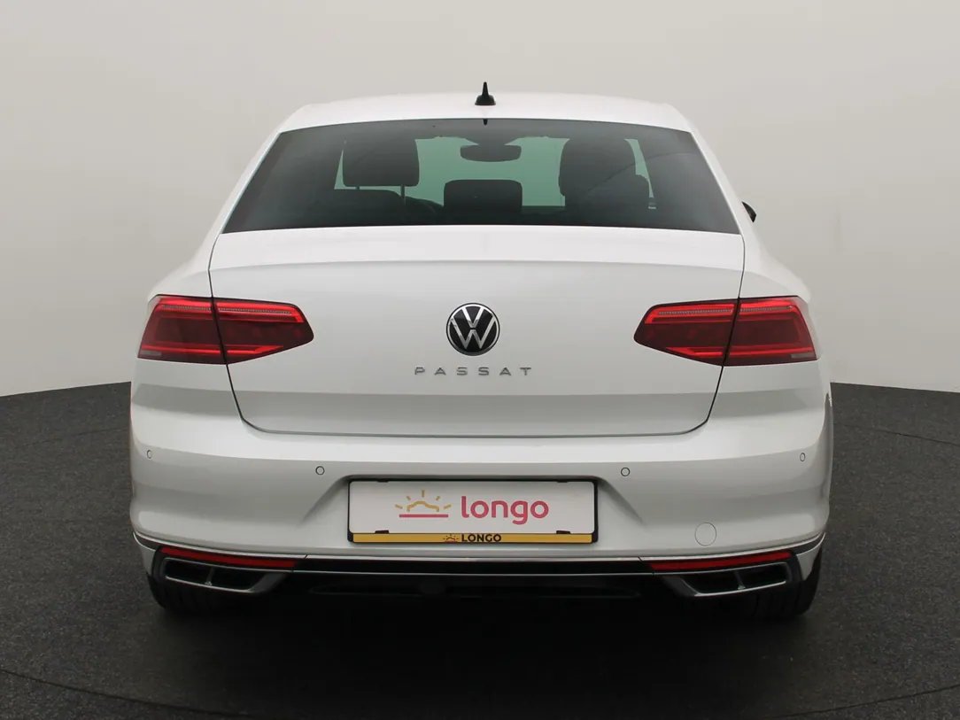 Volkswagen Passat B8 — foto 6
