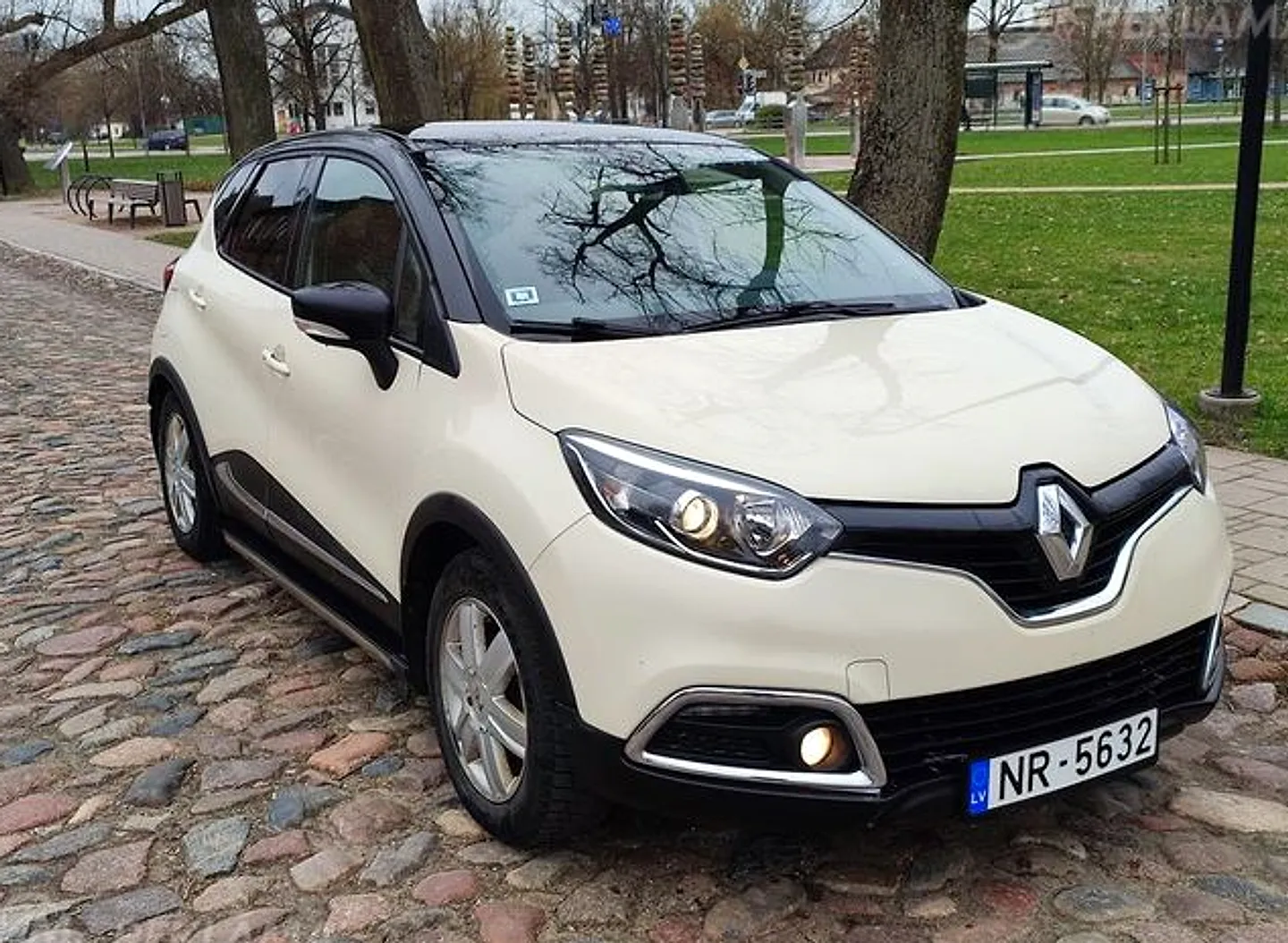 Renault Captur, 2013. gads