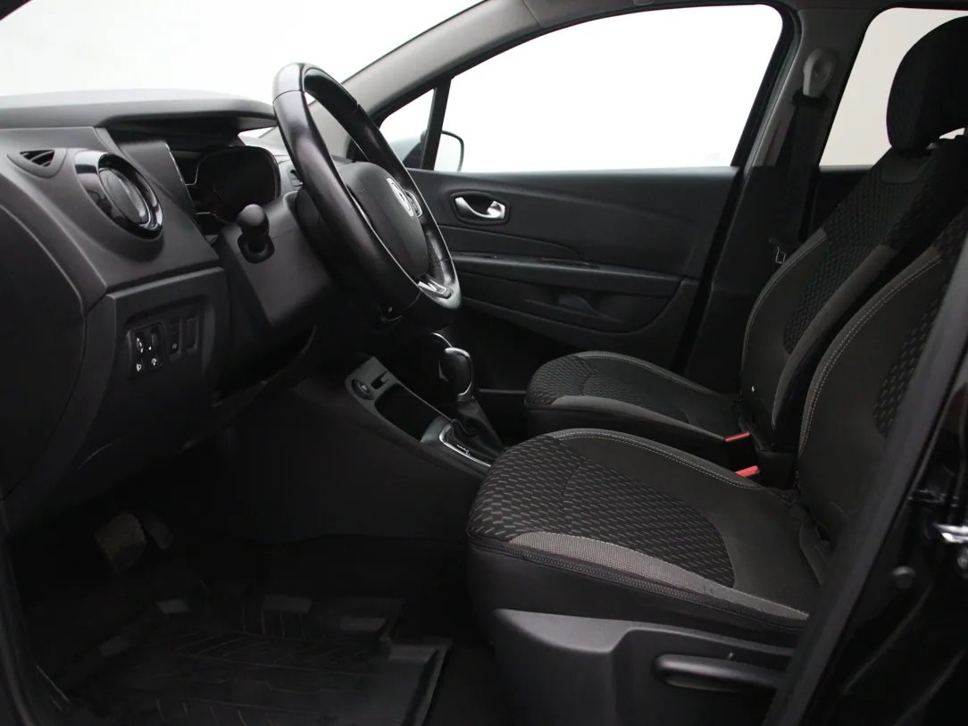 Renault Captur — foto 5