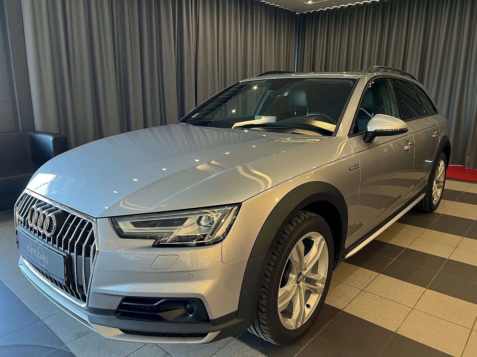 Audi A4 Allroad, 2017. gads