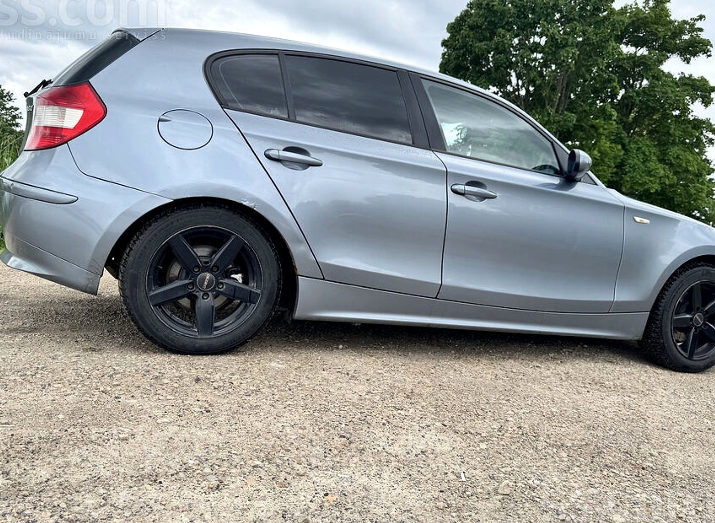 BMW 118 — foto 2