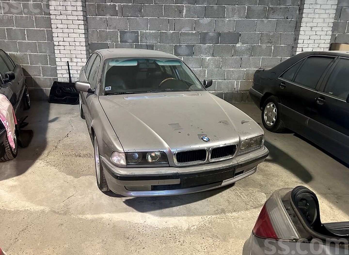 BMW 740 — foto 2