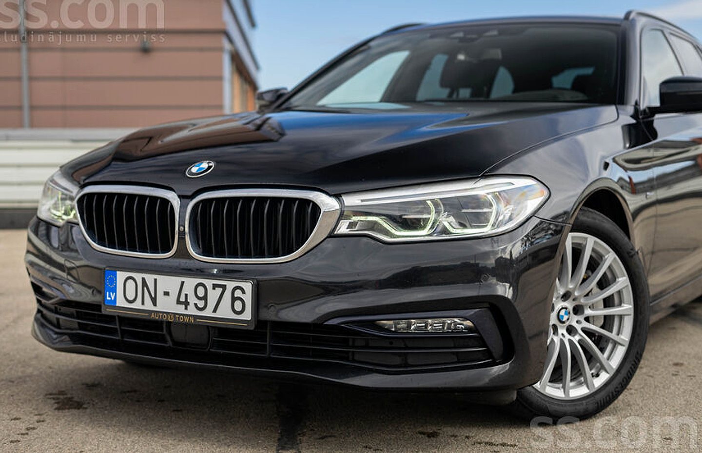 BMW 530 — foto 2
