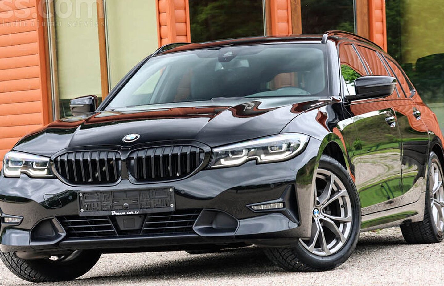 BMW 318 — foto 2
