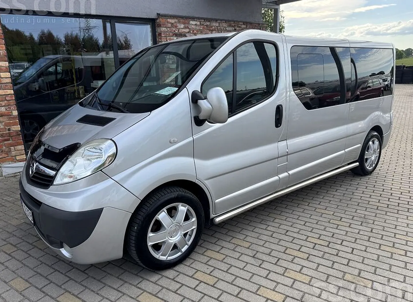 Opel Vivaro, 2010. gads