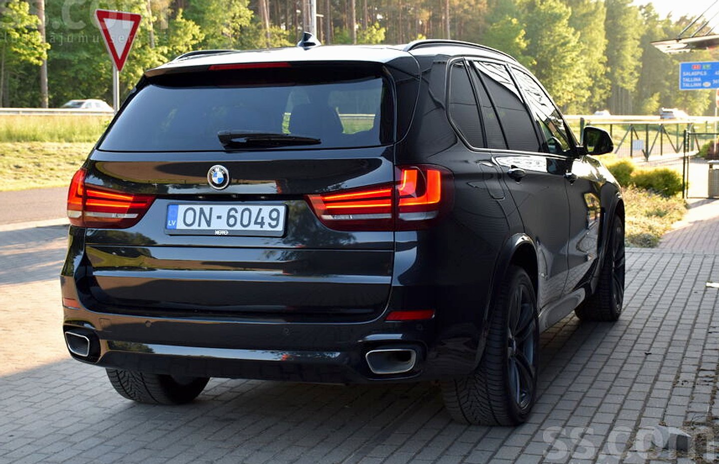 BMW X5 — foto 2