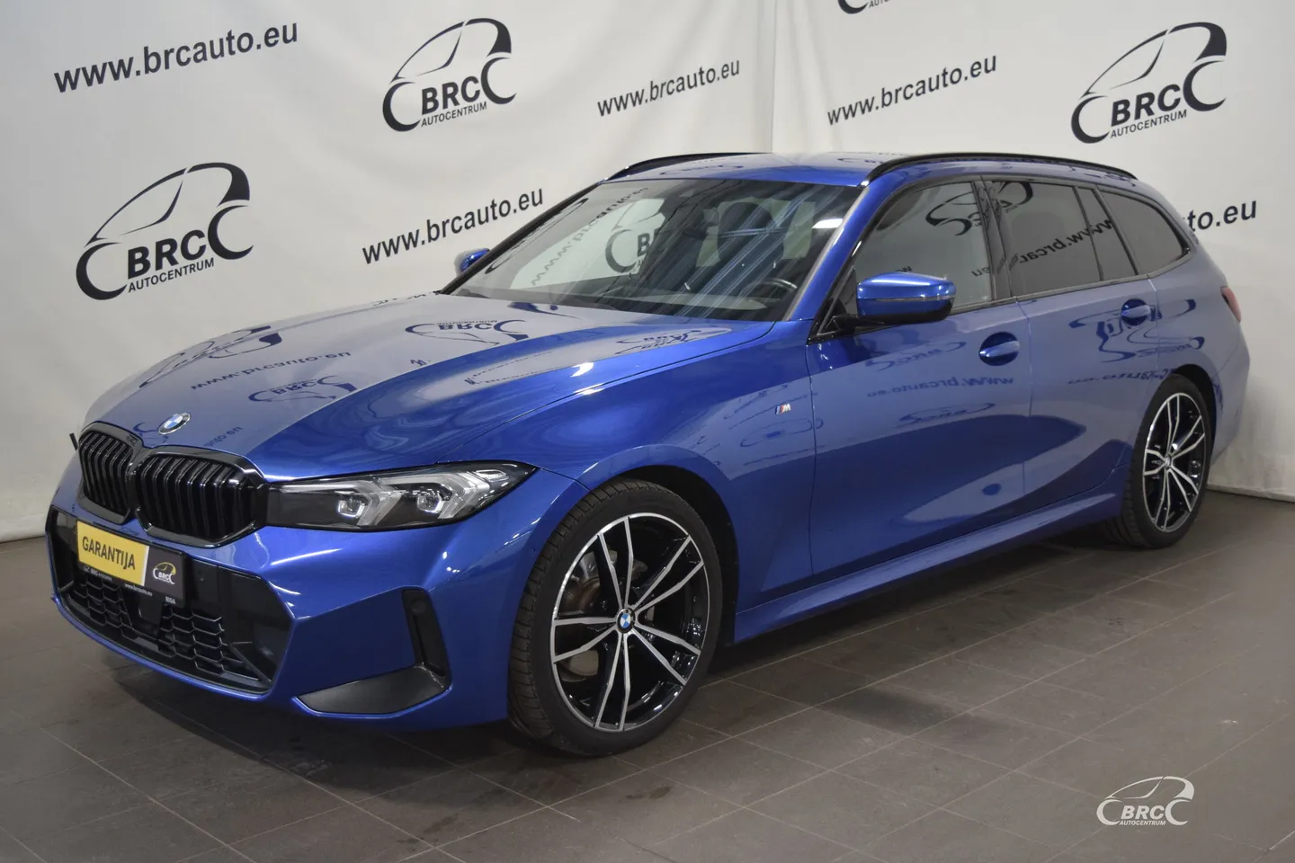 BMW 320, 2023. gads
