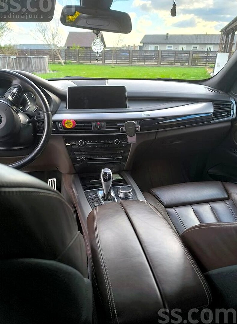 BMW X5 — foto 6