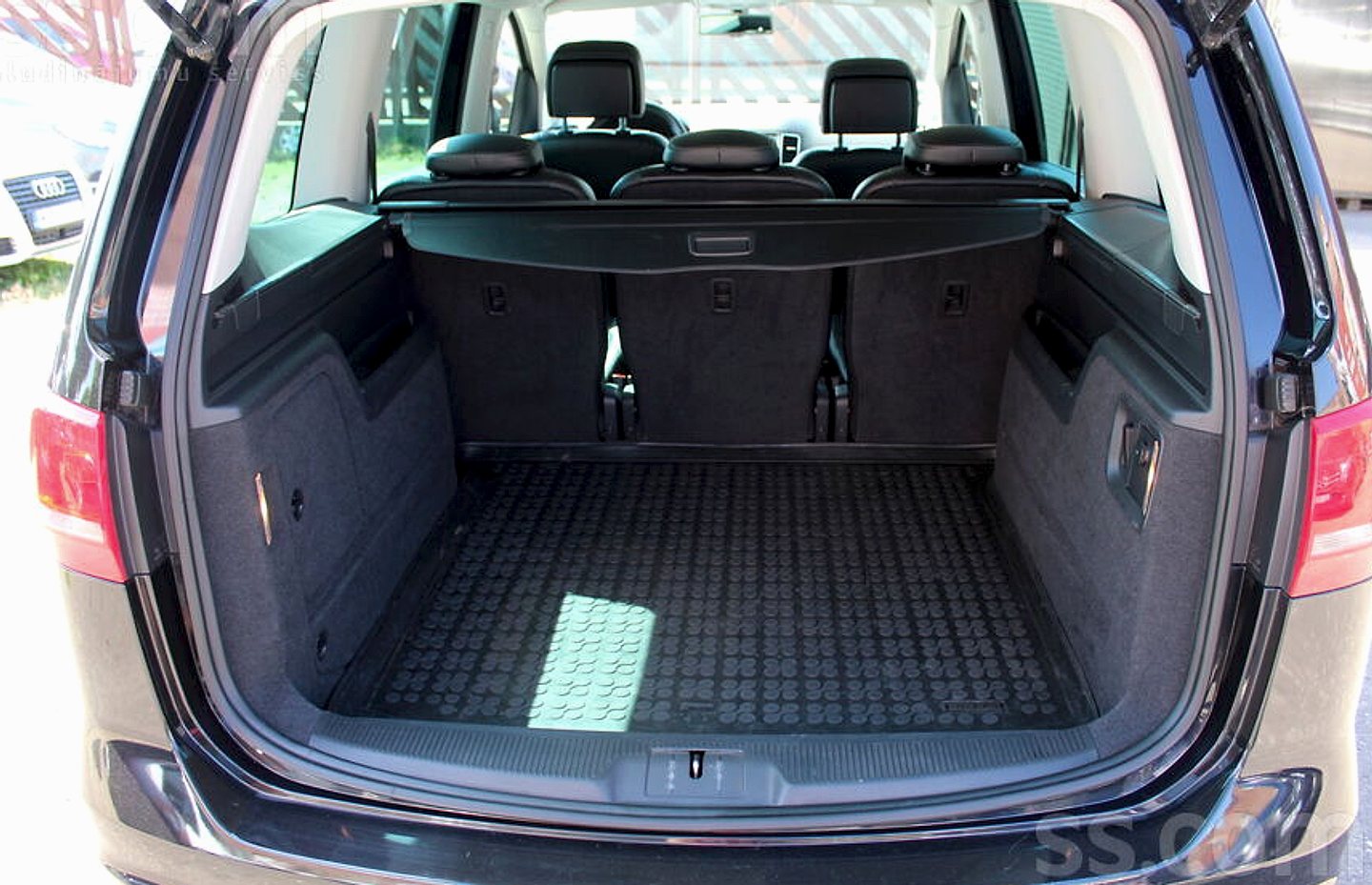 Volkswagen Sharan — foto 4