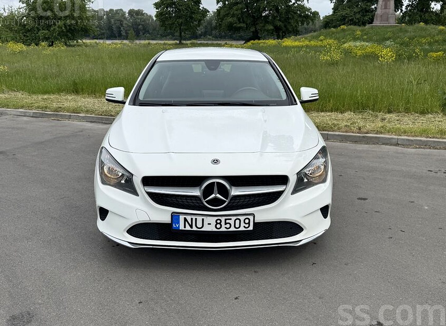 Mercedes-Benz CLA180 — foto 2