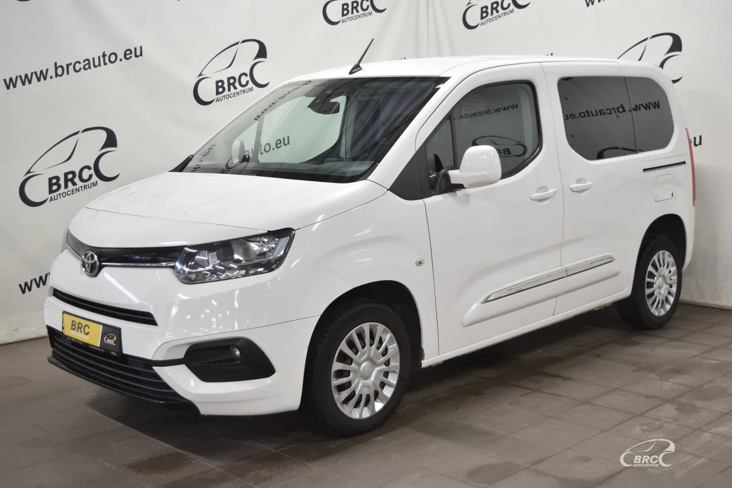Toyota Proace City, 2020. gads