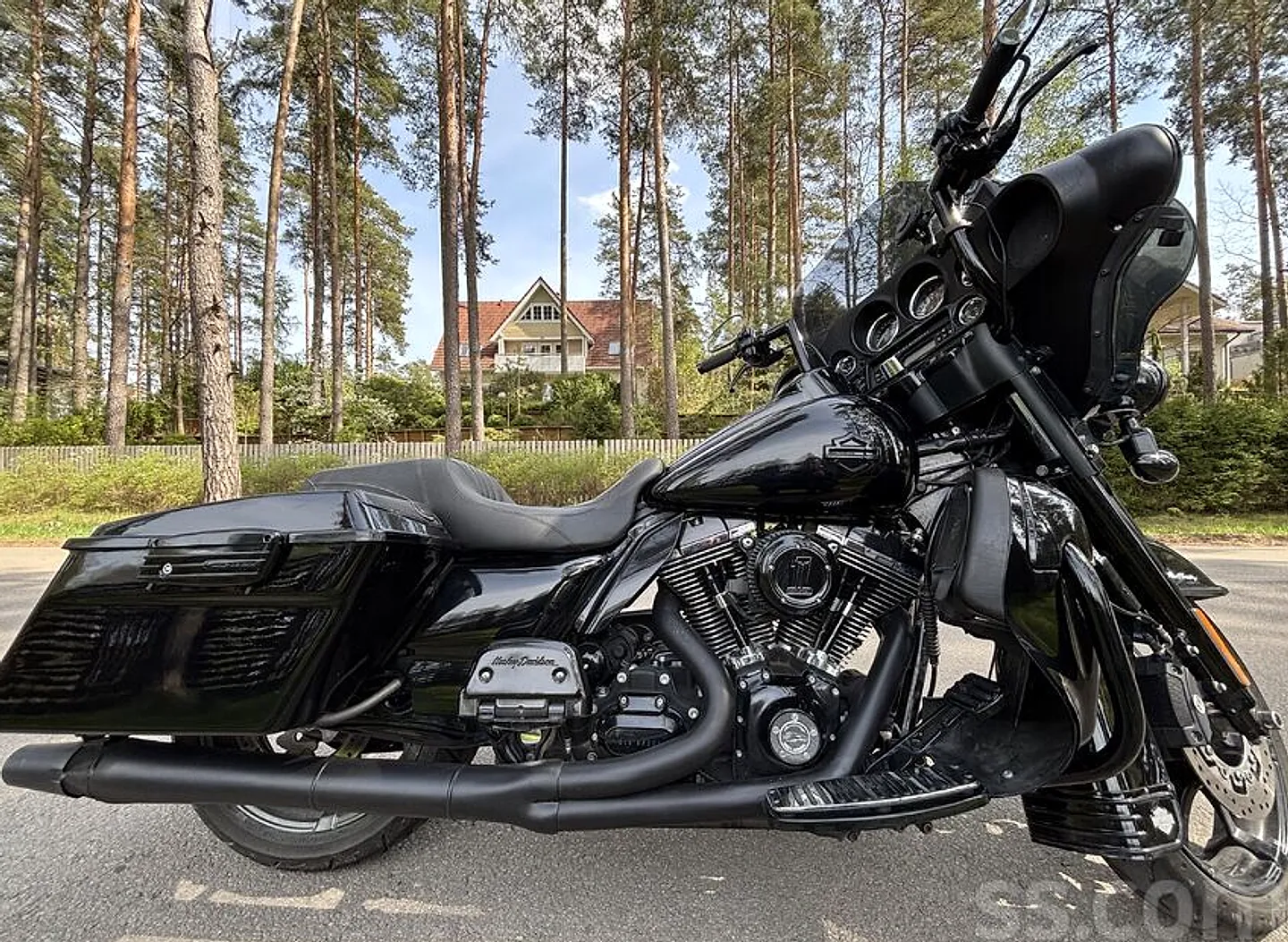 Harley-Davidson Flhtcui, 2010. gads