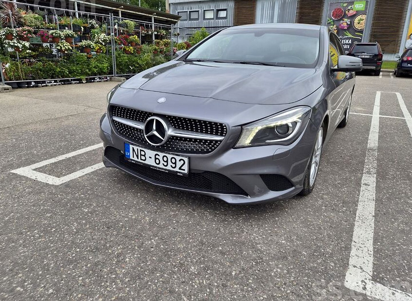 Mercedes-Benz CLA200 — foto 3