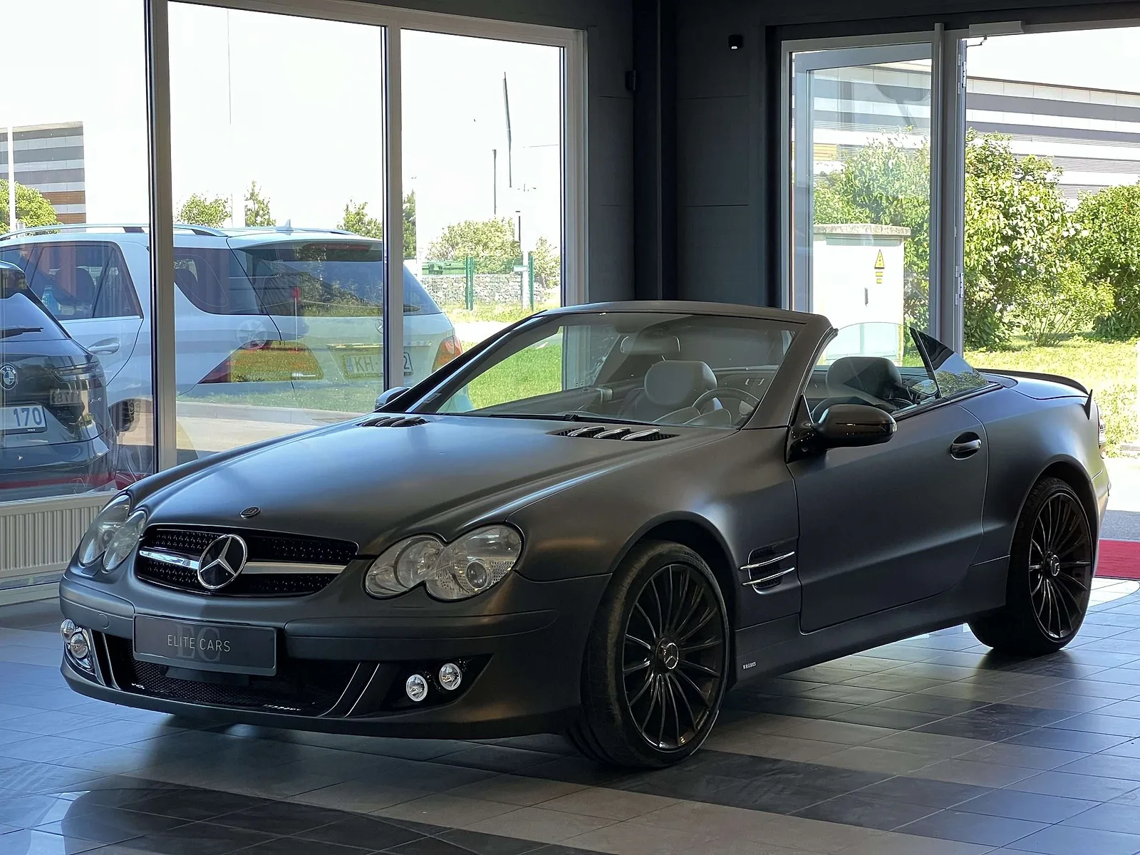 Mercedes-Benz SL500, 2002. gads