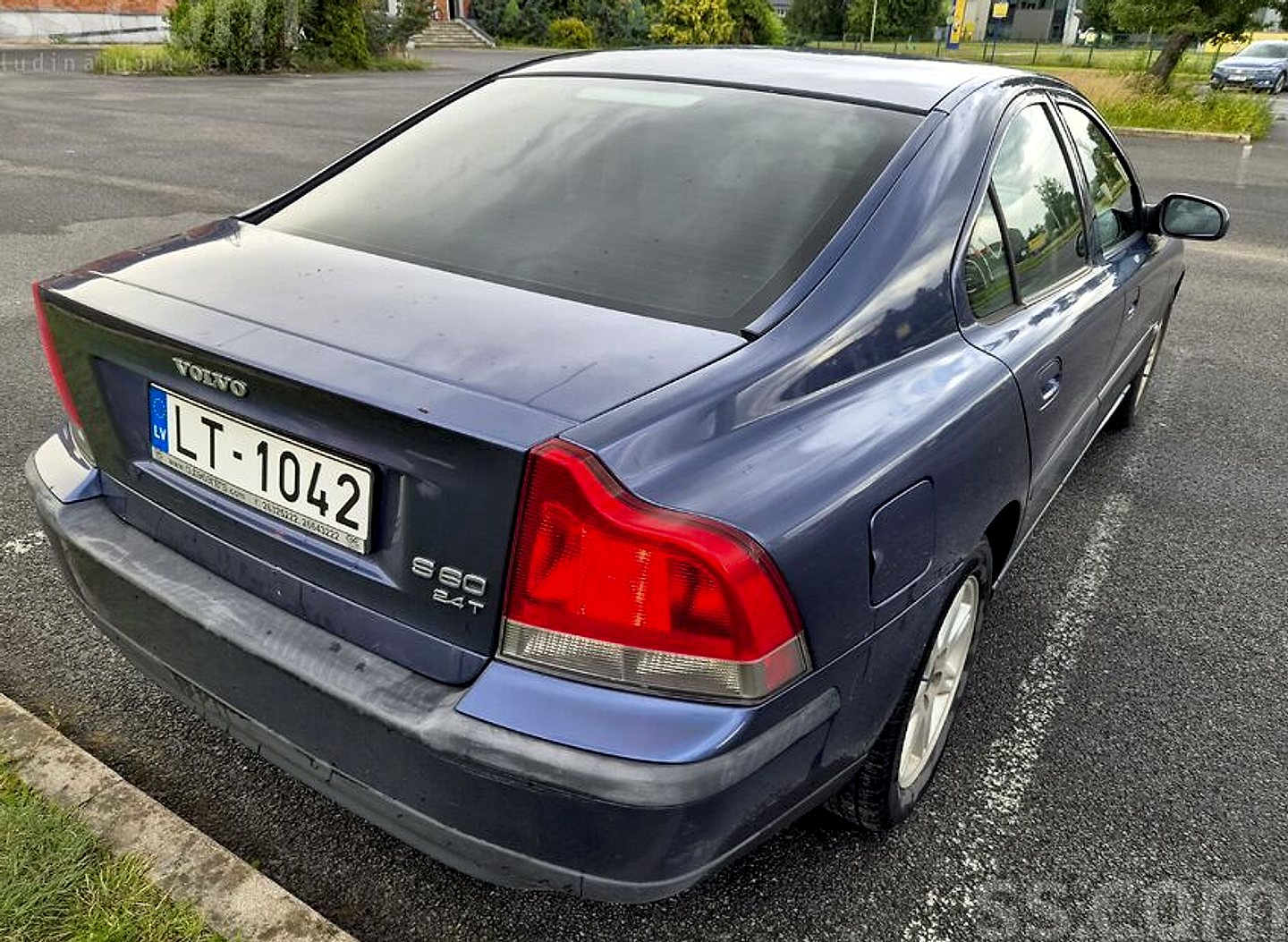 Volvo S60 — foto 2