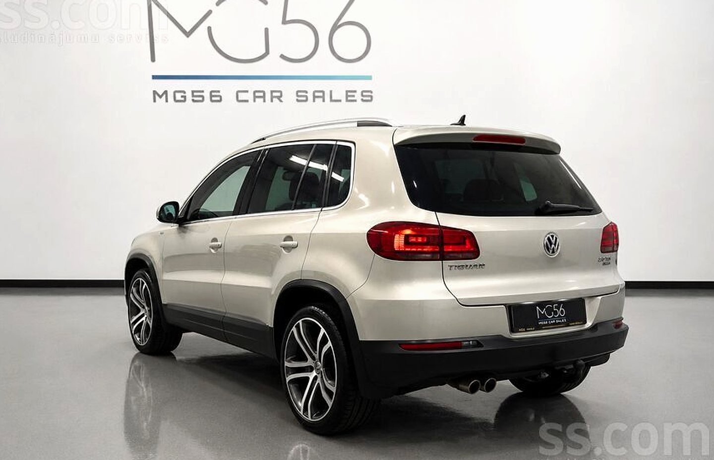 Volkswagen Tiguan — foto 4