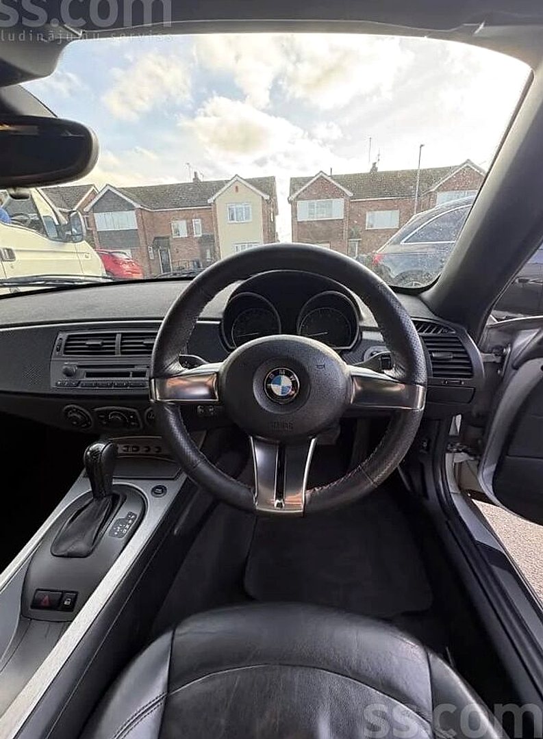 BMW Z4 — foto 3