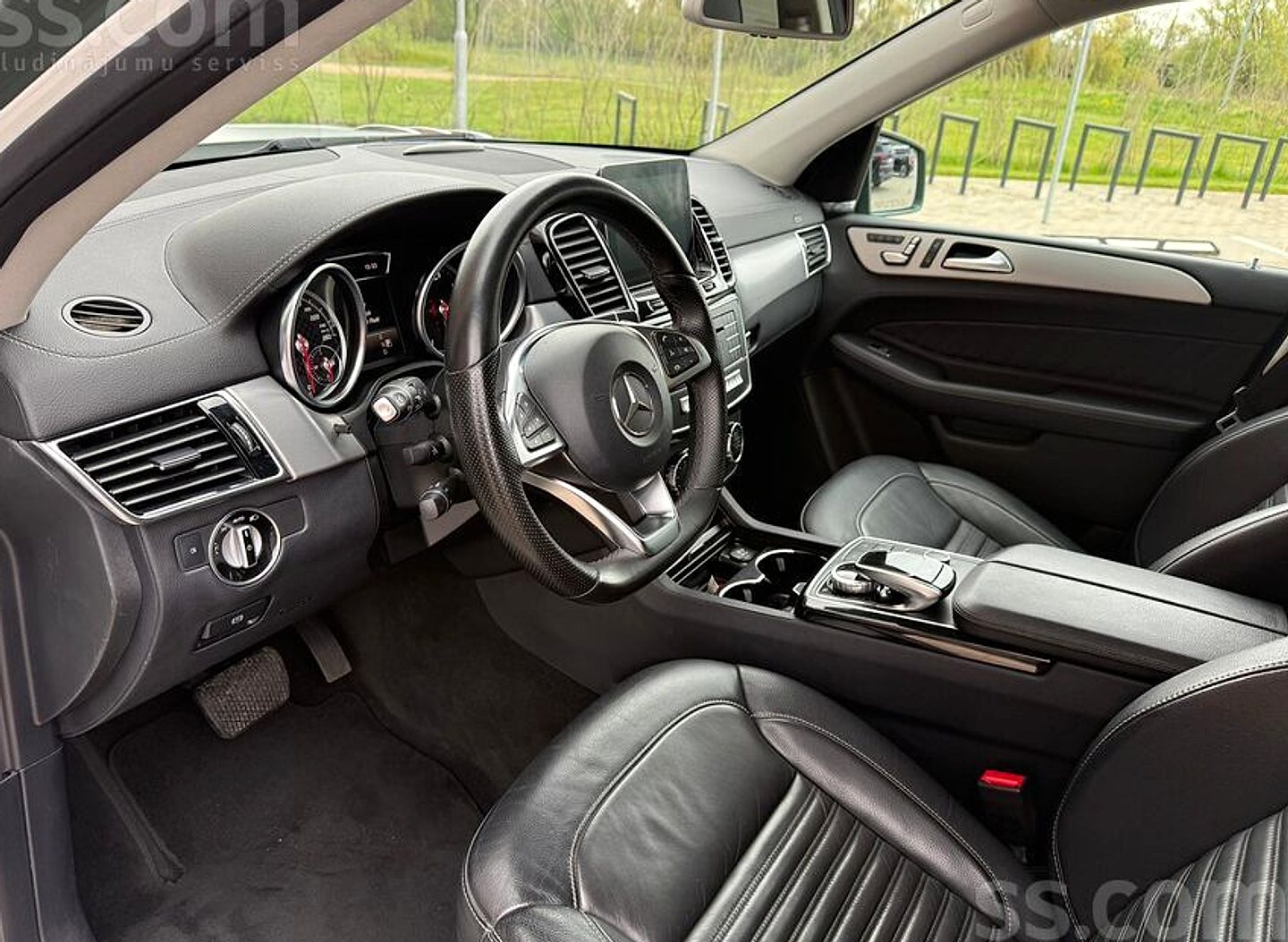 Mercedes-Benz GLS 450 — foto 5