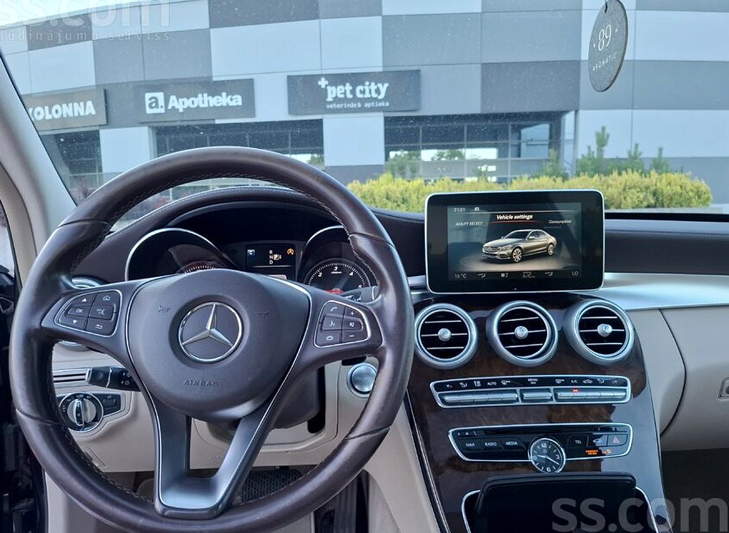 Mercedes-Benz C220 — foto 6