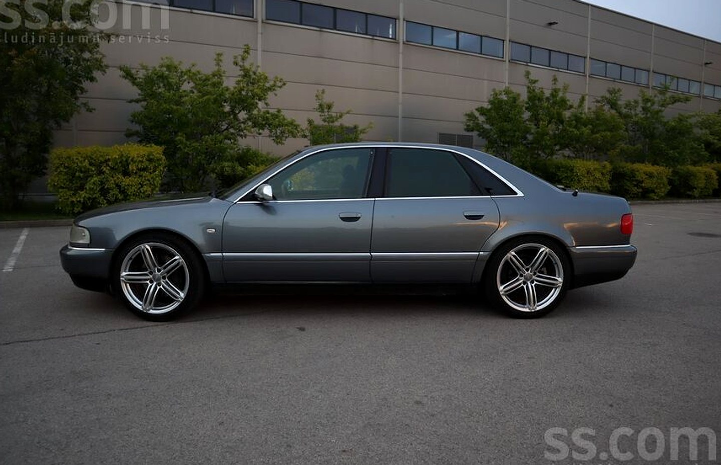 Audi S8 — foto 6