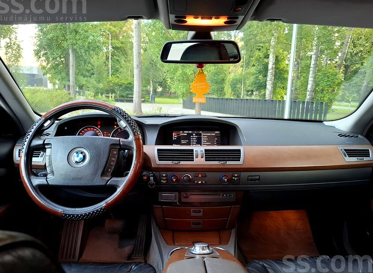 BMW 740 — foto 4