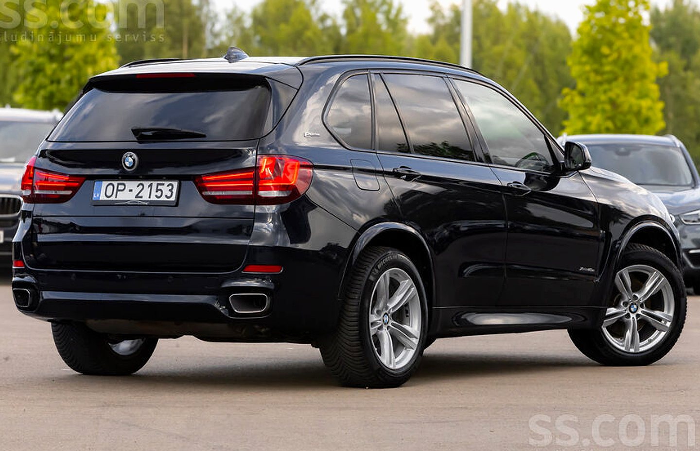 BMW X5 — foto 4