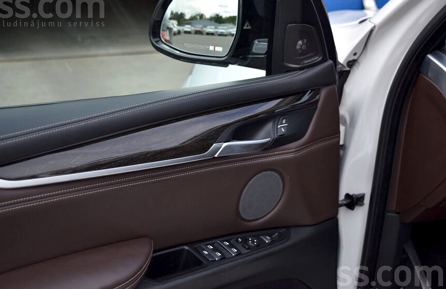 BMW X5 — foto 4