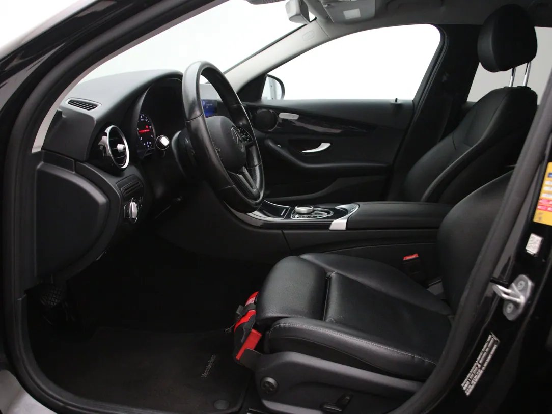 MERCEDES BENZ C200 — foto 5