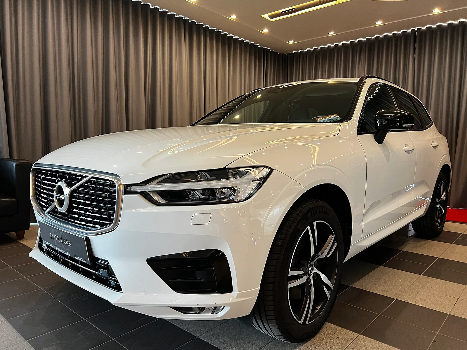 Volvo XC60, 2019. gads