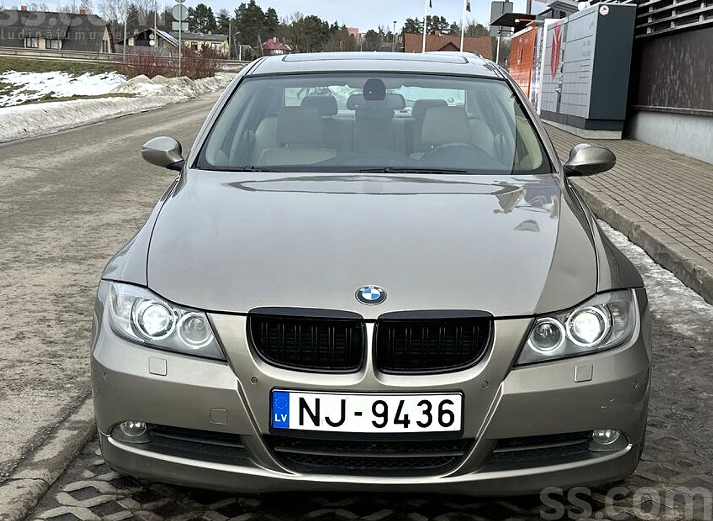 BMW 325 — foto 3
