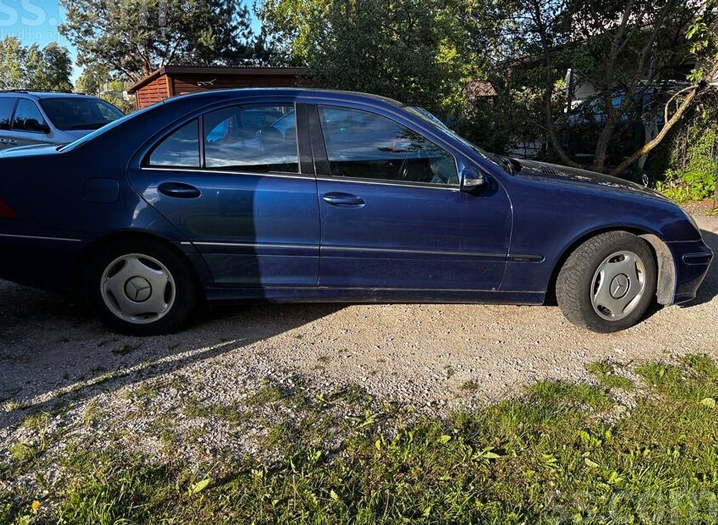 Mercedes-Benz C200 — foto 4