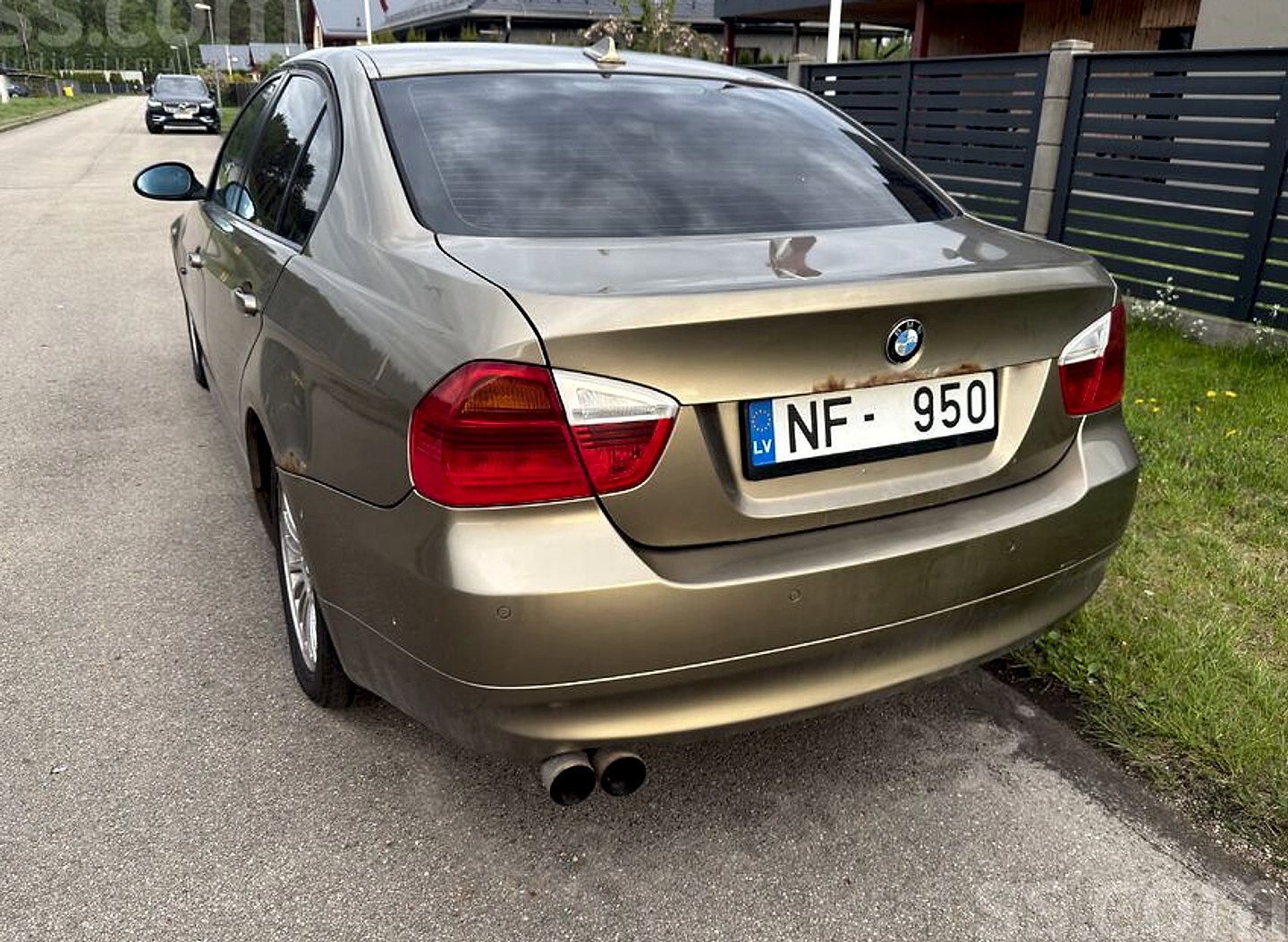 BMW 320 — foto 2