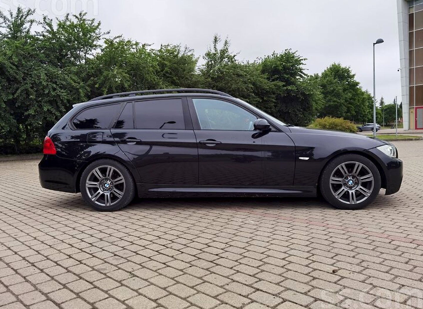BMW 320 — foto 3