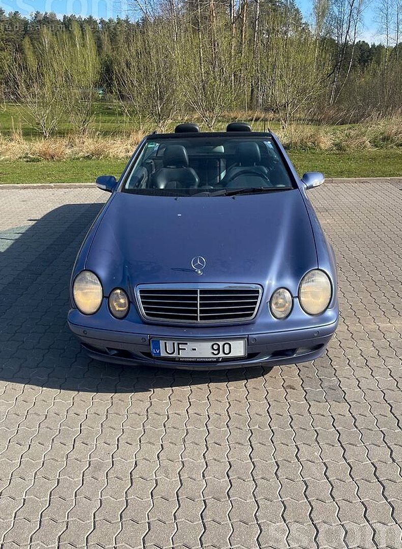 Mercedes-Benz CLK230, 2002. gads
