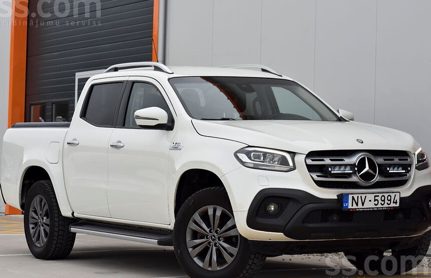 Mercedes-Benz X350 — foto 3
