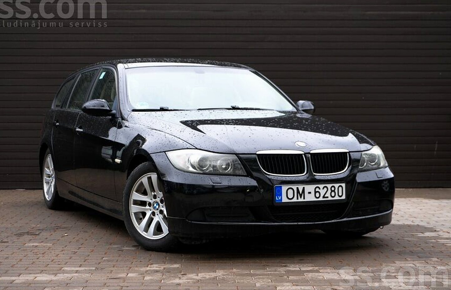 BMW 320 — foto 2