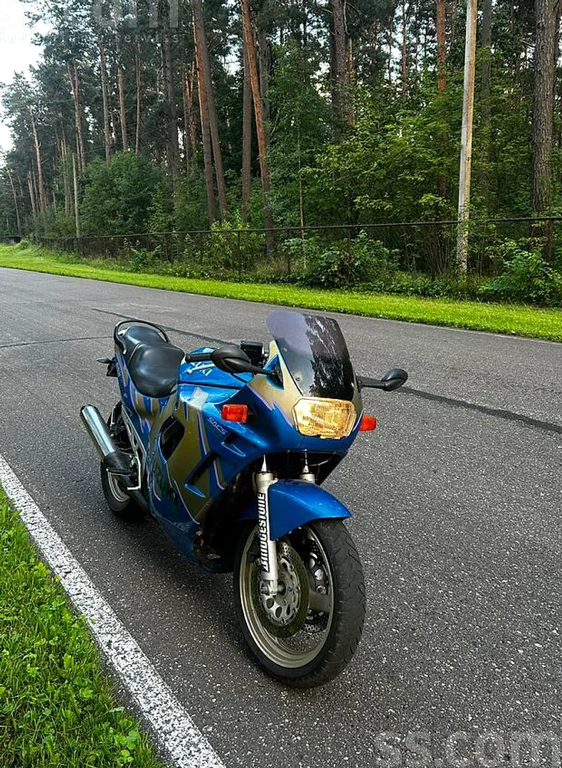 Suzuki Gsx600F, 1992. gads