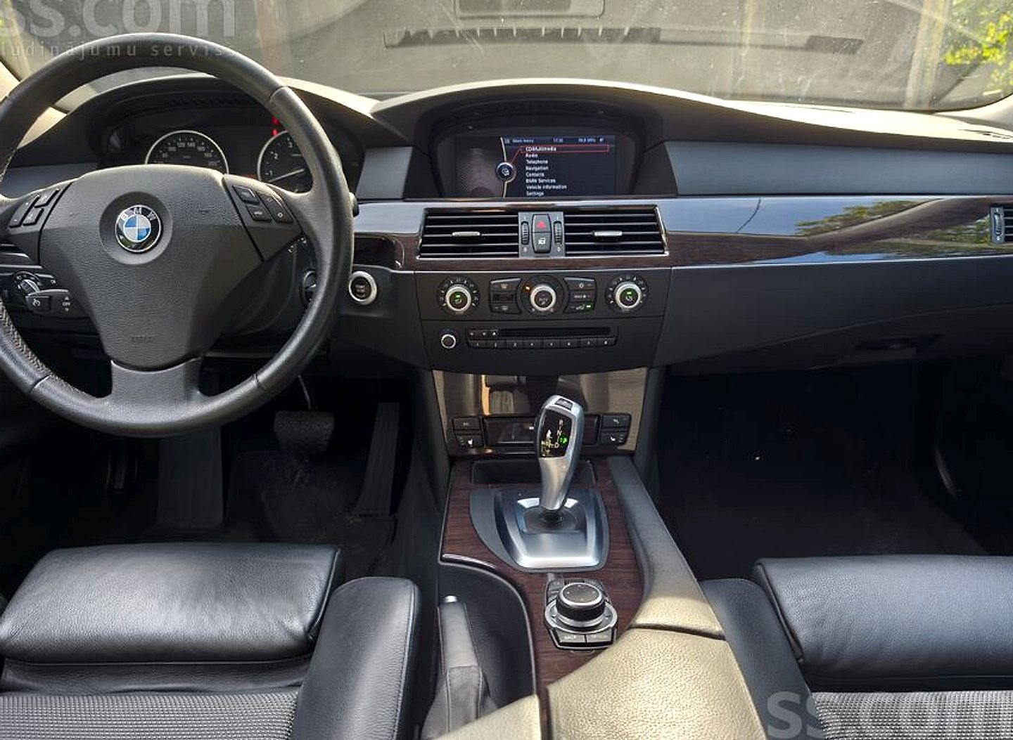 BMW 523 — foto 6