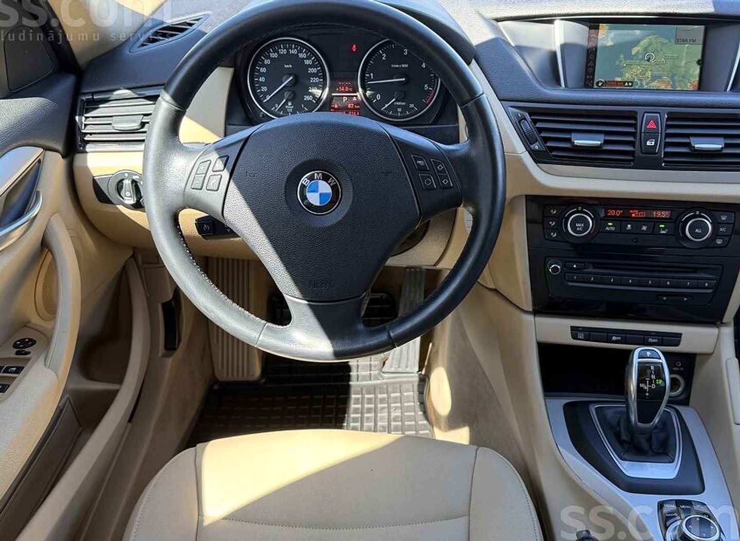 BMW X1 — foto 5